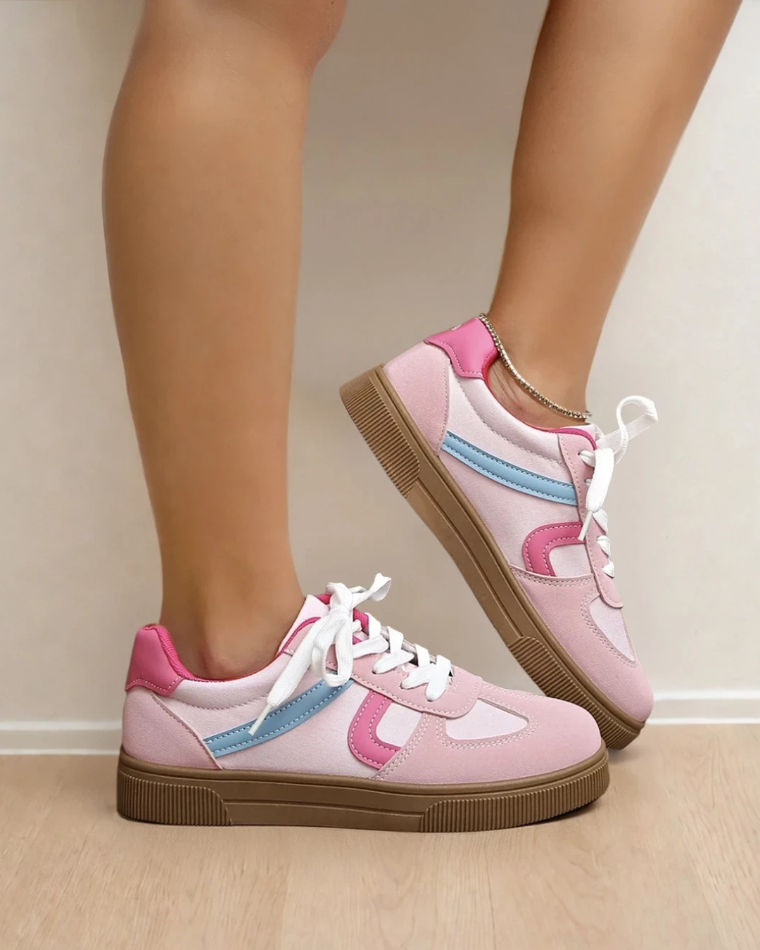 Piper Color Block Lace Up Sneakers