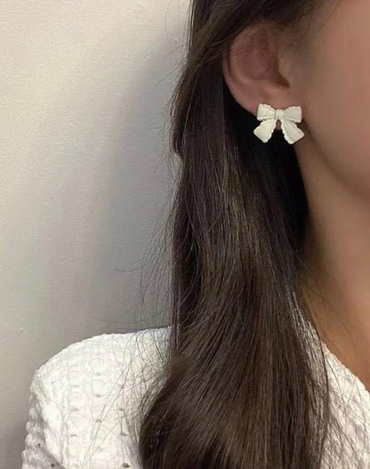 Adorable White Bow Earrings