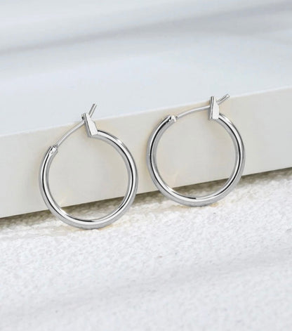 The Everyday Hoop Earrings
