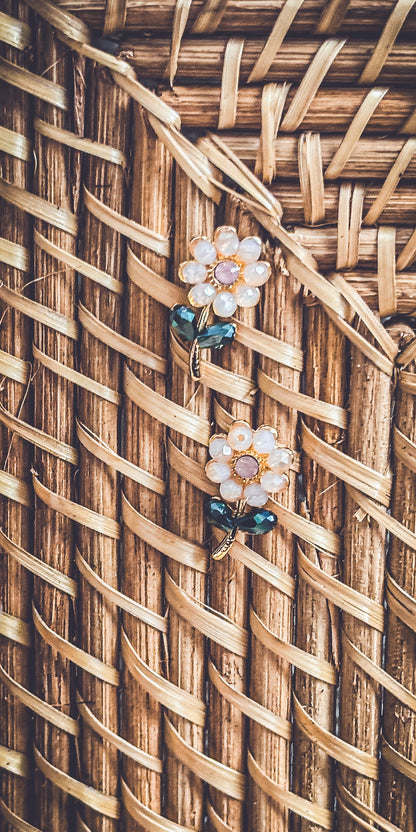 Beautiful Dainty Flower Studs