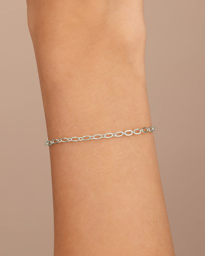 Delicate Link Bracelet