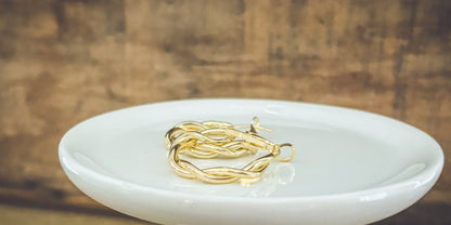The Everyday Hoop Twist - Gold or Silver