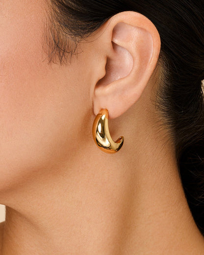 Julia Micro Huggie Hoop Earrings