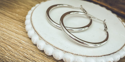 The Everyday Hoop Large-Gold or Silver
