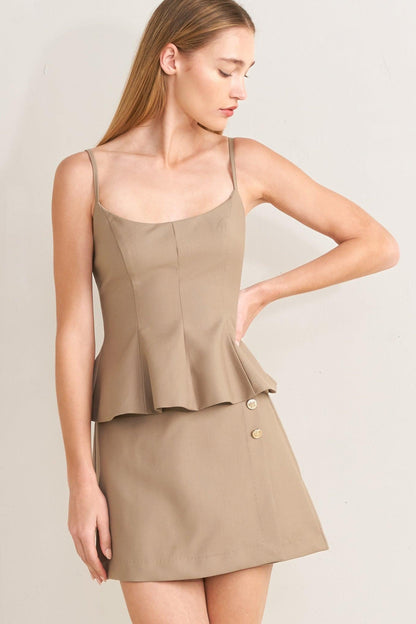 MANHATTAN PEPLUM WOVEN SKORT