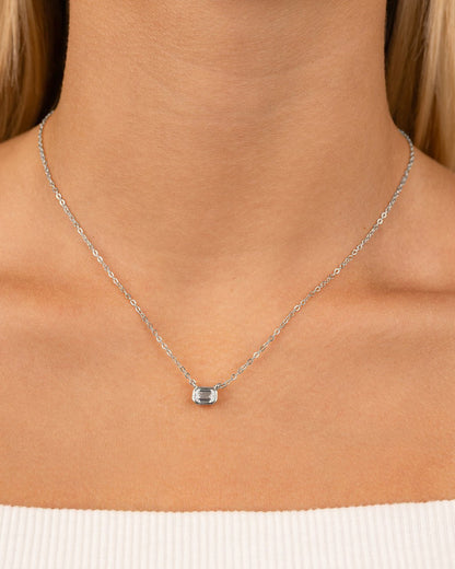 Sterling Silver Emerald Bezel Set Pendant