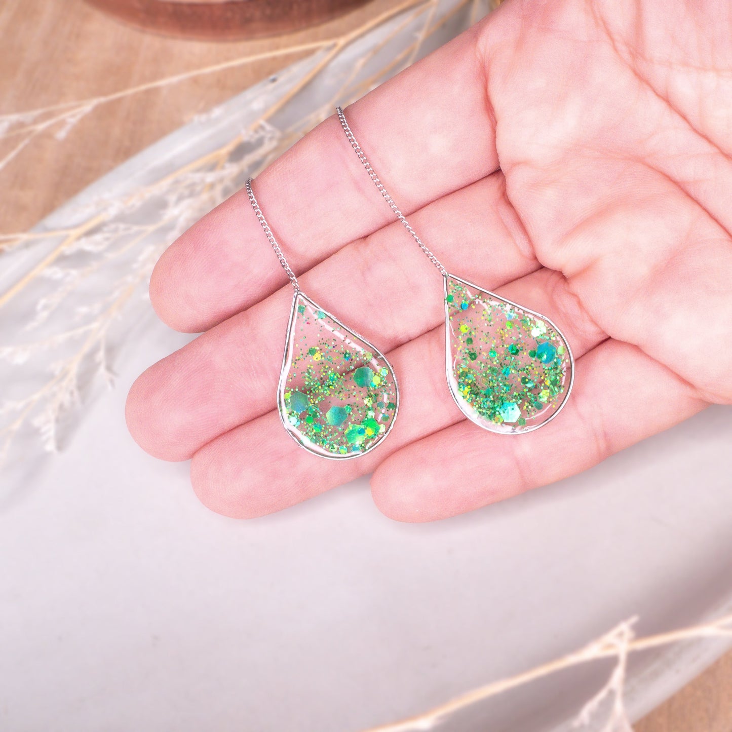 Ngọc Lục - Green Glitter Silver Threaders