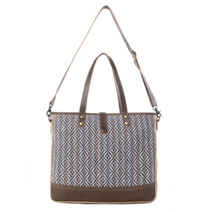 Exquisite Move Weekender Bag
